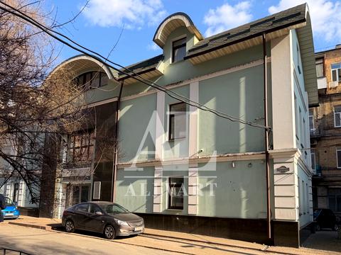 коммерческая по адресу Златоустовская ул., 2/4