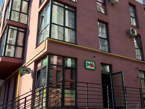 комерційна за адресою Малоголосківська вул., 32г