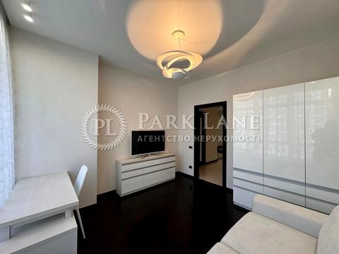 квартира по адресу Андрея Верхогляда ул. (Михайла Драгомирова), 3