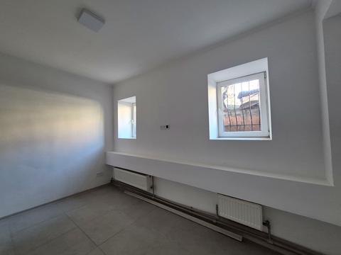 квартира по адресу Средняя ул., 49