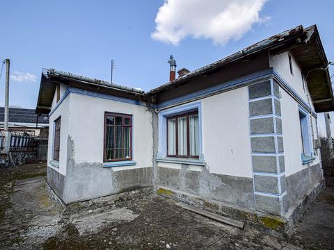 будинок за адресою В'ячеслава Чорновола вул., 12