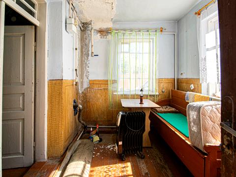 будинок за адресою В'ячеслава Чорновола вул., 12