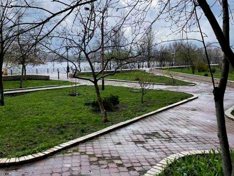 комерційна за адресою Володимира Івасюка просп. (Героїв Сталінграду), 20-А