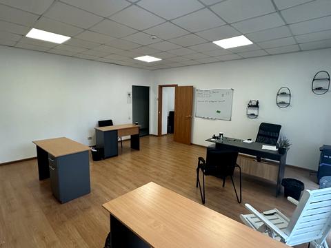 комерційна за адресою Отамана Головатого вул., 92