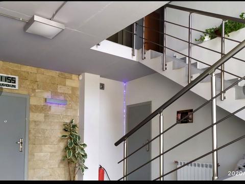 комерційна за адресою Отамана Головатого вул., 92