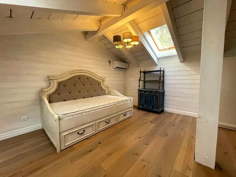 будинок за адресою Лісова вул., 7д