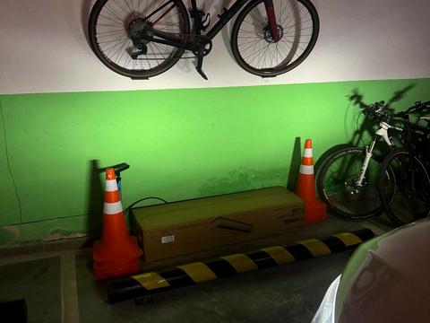 паркоместо по адресу Французский бульв., 60а