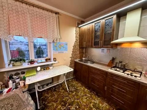 будинок за адресою Лівобережна вул.