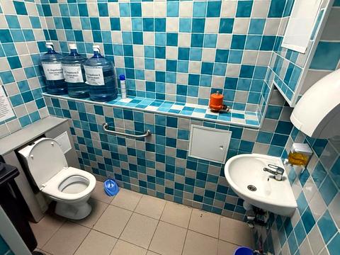 комерційна за адресою Лесі Українки бульв., 3