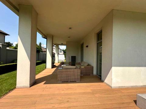 будинок за адресою Центральна вул.