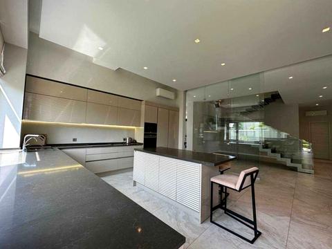 будинок за адресою Центральна вул.