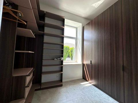 будинок за адресою Центральна вул.