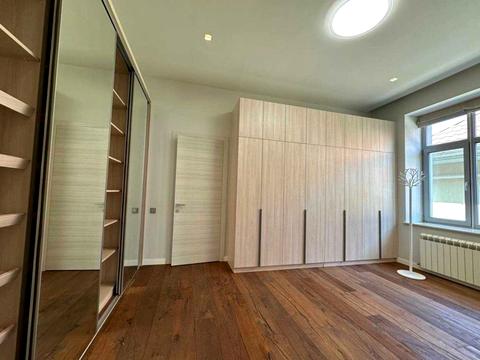 будинок за адресою Центральна вул.