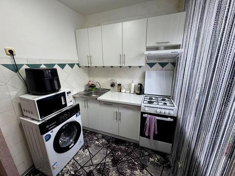 квартира за адресою Кам'янецька вул., 38