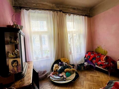 квартира за адресою Івана Верхратського вул., 10