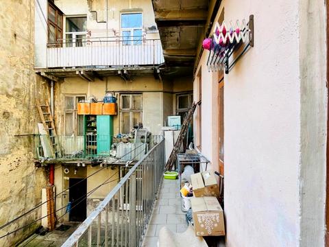 квартира за адресою Івана Верхратського вул., 10