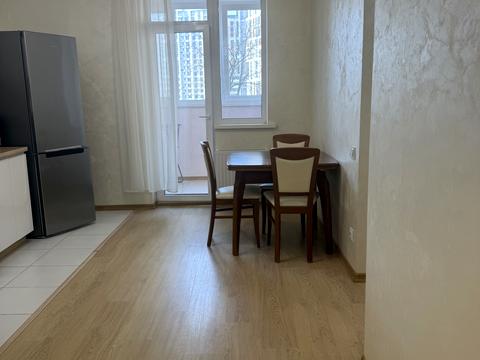 квартира по адресу Андрея Аболмасова ул. (Панельна), 4-А