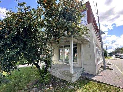 комерційна за адресою Свято-Покровська вул. (Леніна), 72