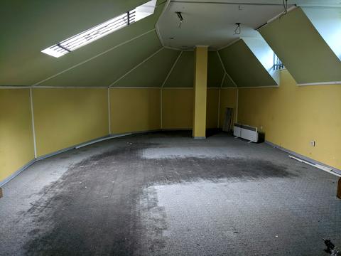 комерційна за адресою Богдана Хмельницького  вул., 210А