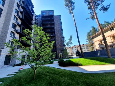 коммерческая по адресу Літературна ул. (Чехова), 1А