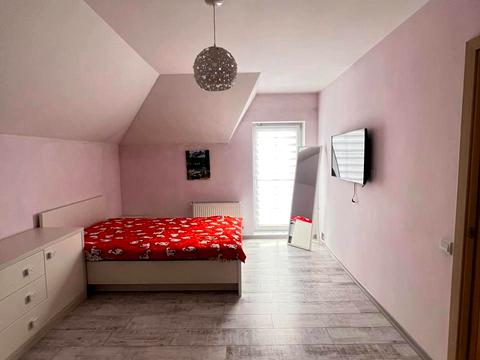 будинок за адресою Вул. Степана Бандери, 56