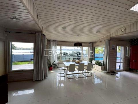 дом по адресу Садовая ул.