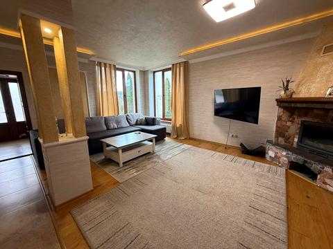 дом по адресу Центральна, 10