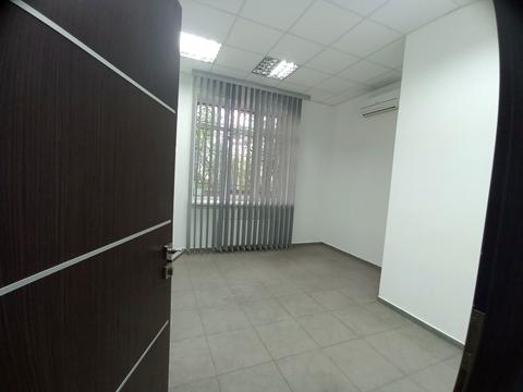 комерційна за адресою Генерала Миколи Юнаківа вул., 9б