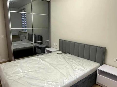 квартира по адресу Ивана Пулюя ул., 40/14