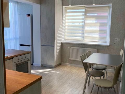 квартира за адресою Олексія Вадатурського вул. (Маршала Малиновського), 18