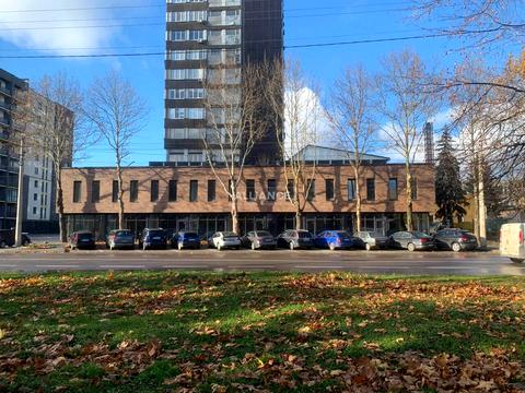 комерційна за адресою Вовчинецька вул., 227