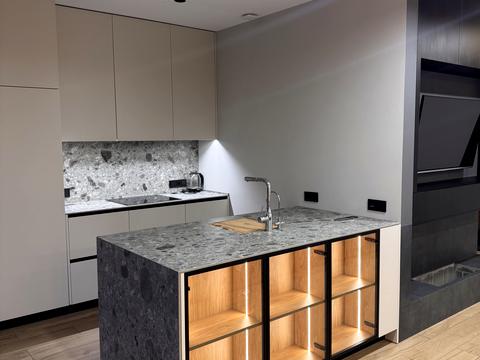 дом по адресу Евгения Коновальца ул.