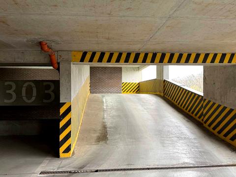 паркомісце за адресою Кульпарківська вул., 93