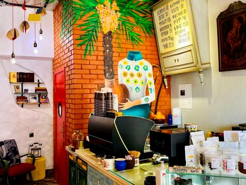 комерційна за адресою Степана Бандери вул., 15