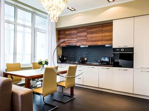 квартира за адресою Андрія Верхогляда вул. (Михайла Драгомирова), 16