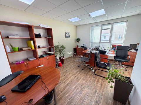 комерційна за адресою Марії Примаченко вул. (Першотравнева), 23