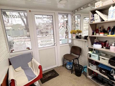 комерційна за адресою Свободи просп., 60