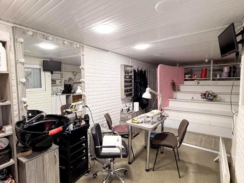 комерційна за адресою Свободи просп., 60