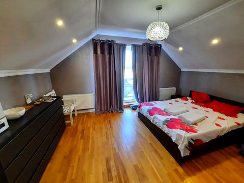 будинок за адресою Бузкова вул.