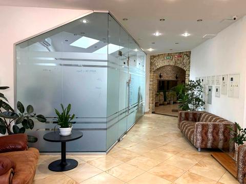 комерційна за адресою Рибальська вул., 22