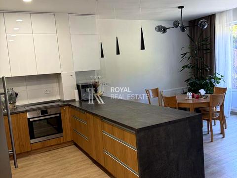 будинок за адресою Богатирська вул.