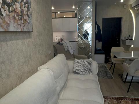 квартира за адресою Перлинна вул., 12