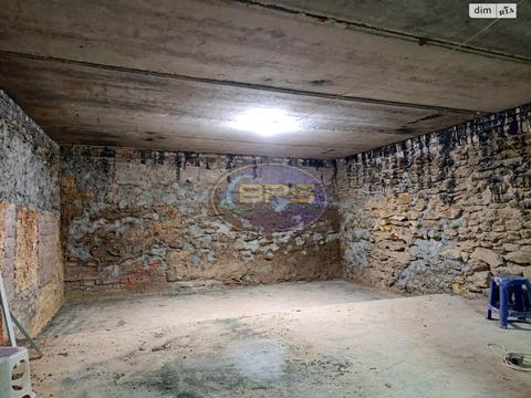 комерційна за адресою Михайлівська вул., 2