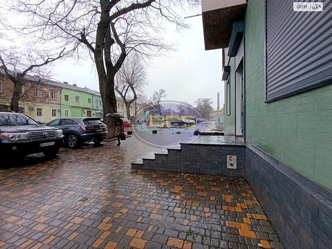 комерційна за адресою Михайлівська вул., 2