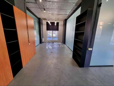 комерційна за адресою Дегтярна вул., 6