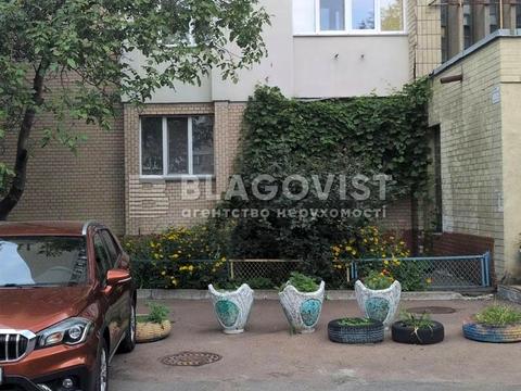 комерційна за адресою Чоколівський бульв., 4