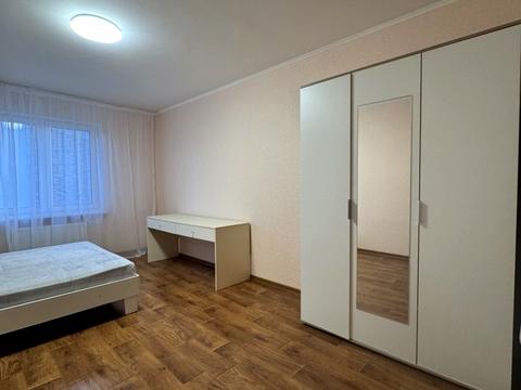 квартира по адресу Ревуцкого ул., 54-А