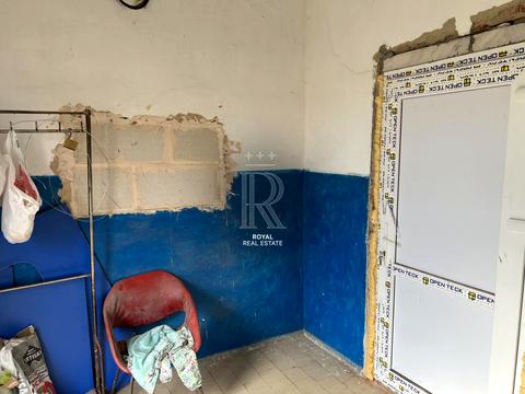 комерційна за адресою Підгірний, 20