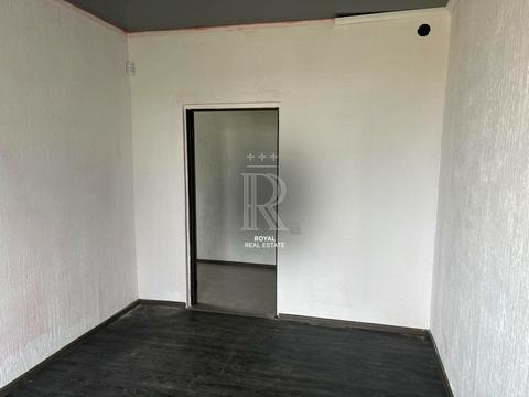 комерційна за адресою Підгірний, 20