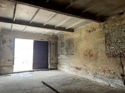 комерційна за адресою Підгірний, 20